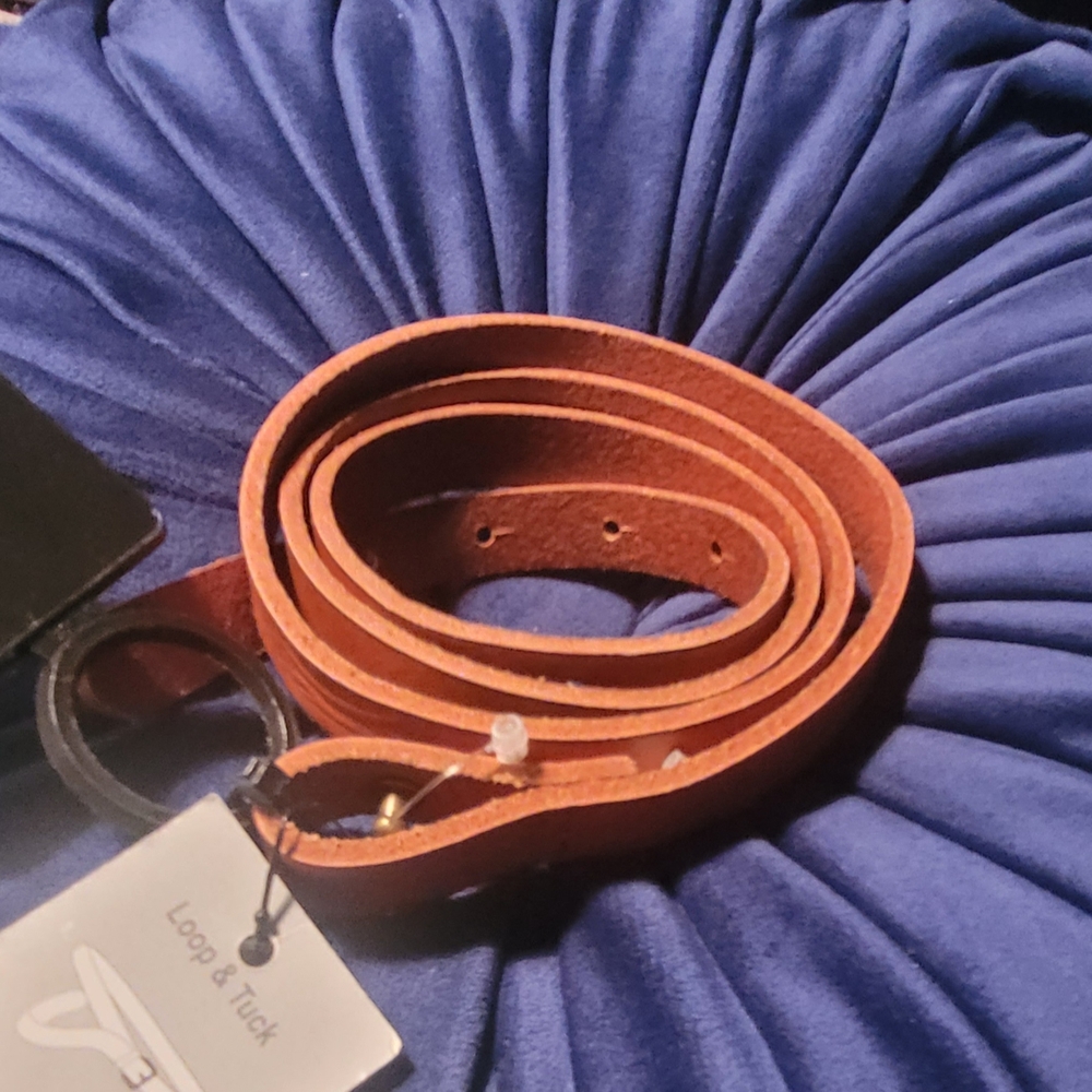 Elegant Tan Leather Belt